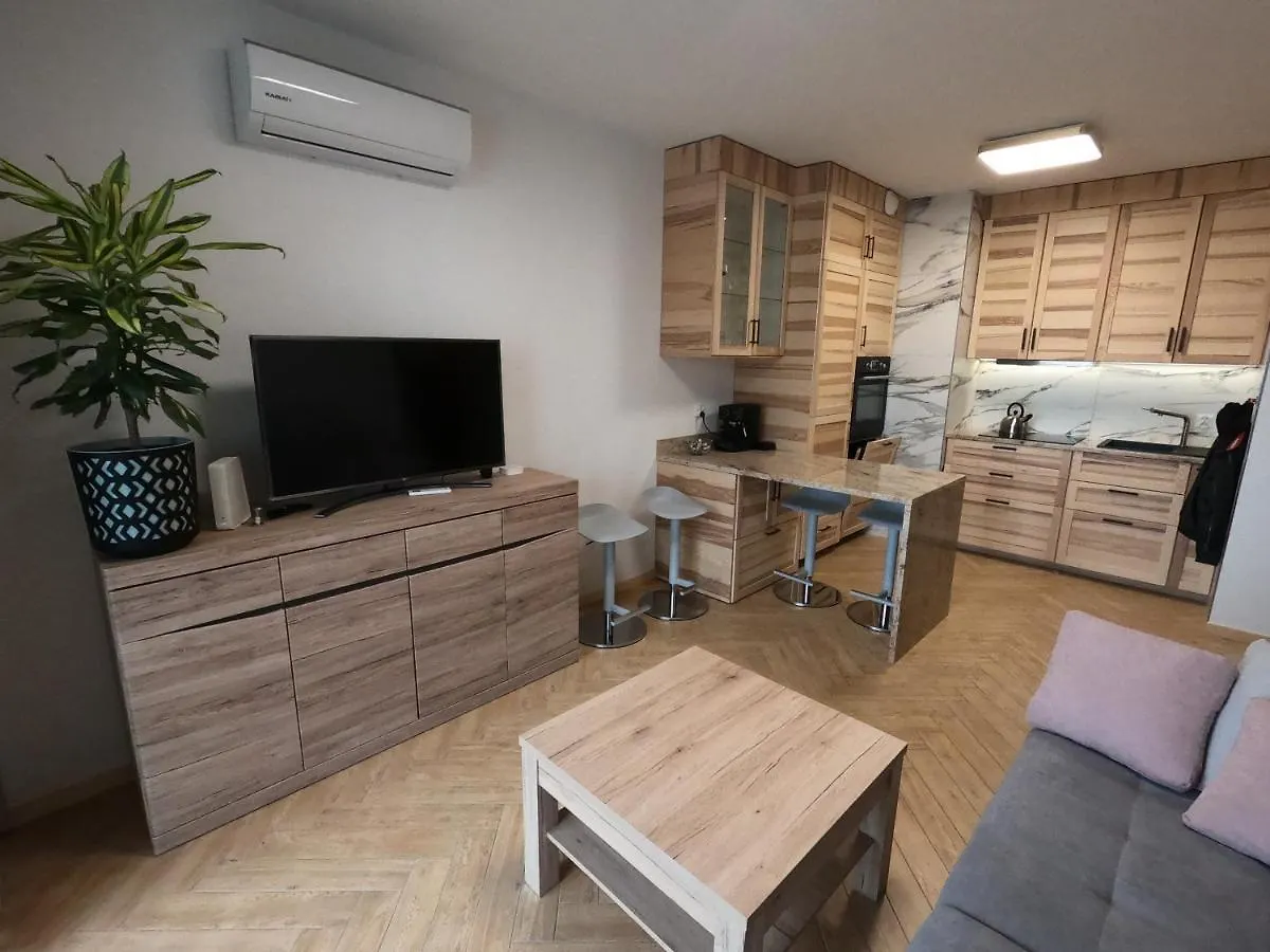 Komfortowy Apartament 2 Pokojowy Blisko Morza contacts